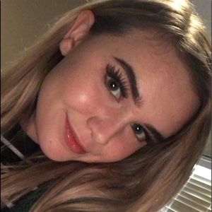 Meet your Posher, Jazmen